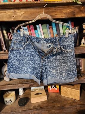 Time and Tru Floral Print Denim Shorts - Blue